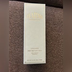 Teatime Byroe New York English breakfast tea.Treatment essence. Plum moisturizer
